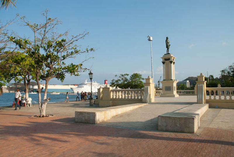 Estatua Rodrigo de Bastidas, Santa Marta, Magdalen...