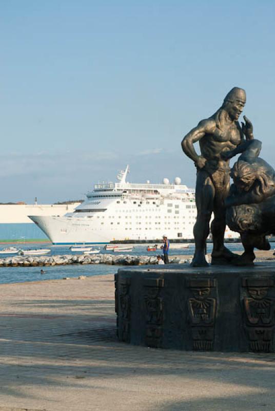 Monumento a la Deidad Tayrona, Santa Marta, Magdal...