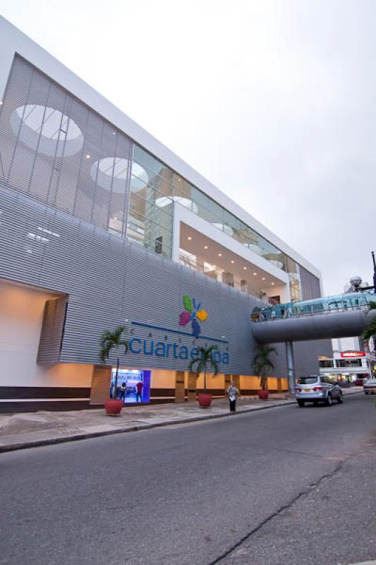 Centro Comercial Cuarta Etapa, Bucaramanga, Santan...