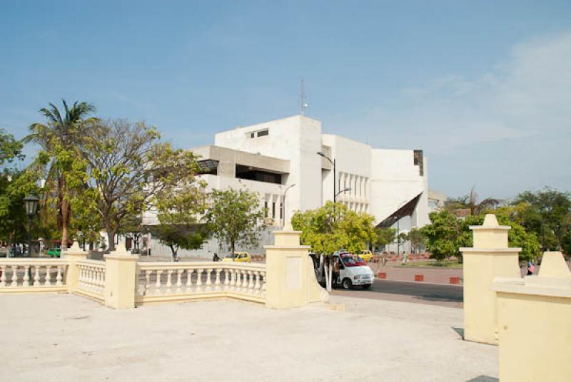 Centro Cultural del Banco de la Republica, Santa M...