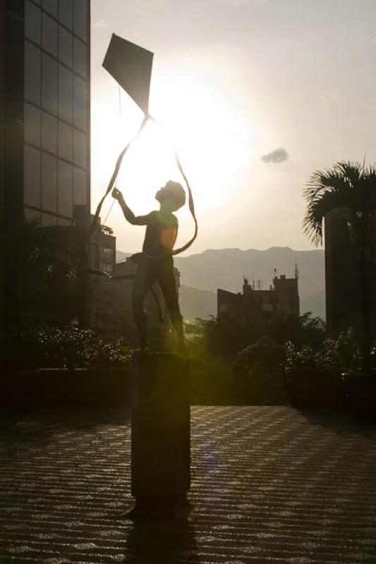 El NiÃ±o de la Cometa, Medellin, Antioquia, Colo...