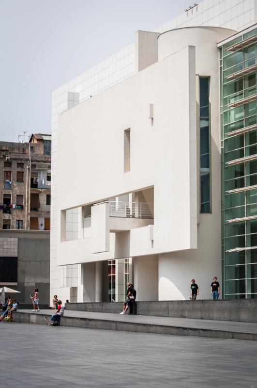 Museo de Arte Contemporaneo Macba, Barcelona, Cata...