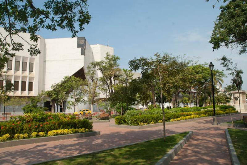 Centro Cultural del Banco de la Republica, Santa M...