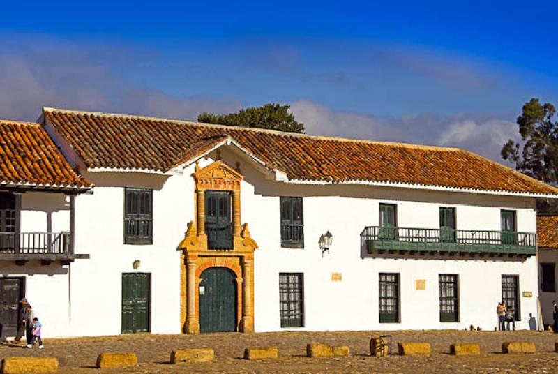 Museo del Maestro Luis Alberto AcuÃ±a, Villa de ...