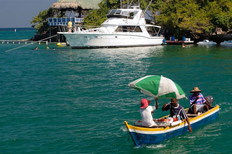 Islas Corales del Rosario, Islas del Rosario, Boli...