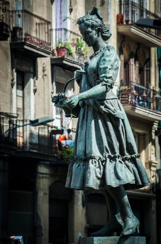 Escultura en el Barrio Raval, Ciutat Vella, Barcel...