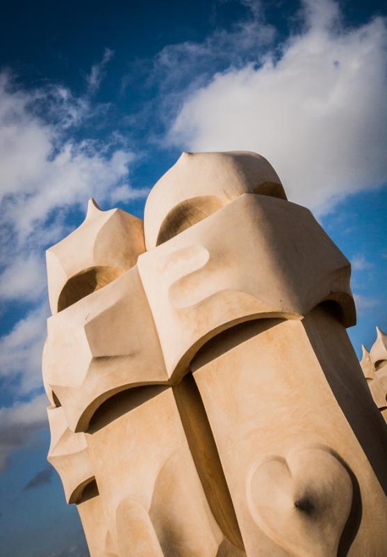 Chimeneas de la Casa Mila, Barcelona, Cataluña, E...