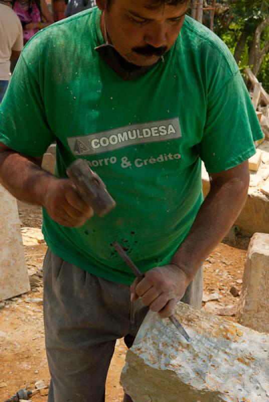 Hombre Trabajando, Barichara, Santander, Bucaraman...