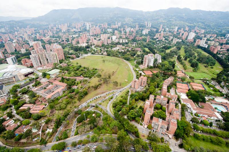 Panoramica del Poblado, Medellin, Antioquia, Colom...