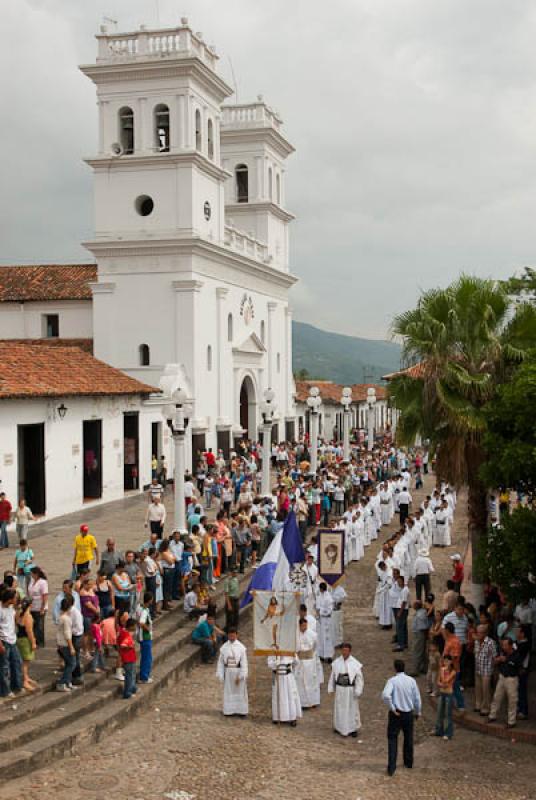 Basilica Menor del SeÃ±or de los Milagros, Giron...