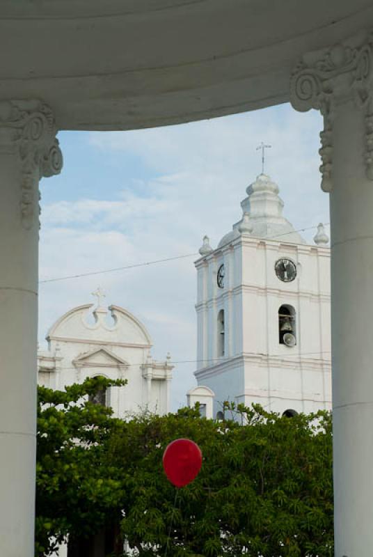 Iglesia San Juan Bautista, Parque del Centenario, ...