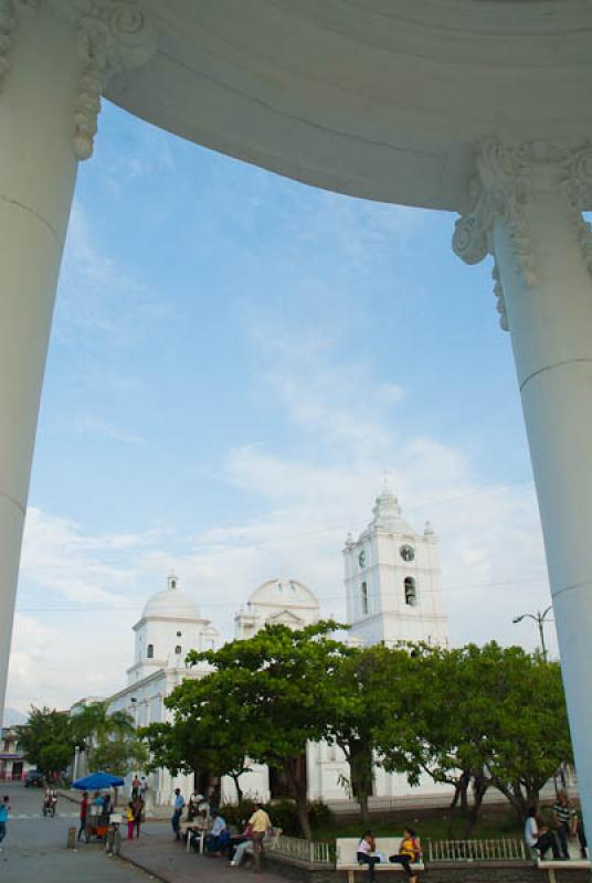 Iglesia San Juan Bautista, Parque del Centenario, ...