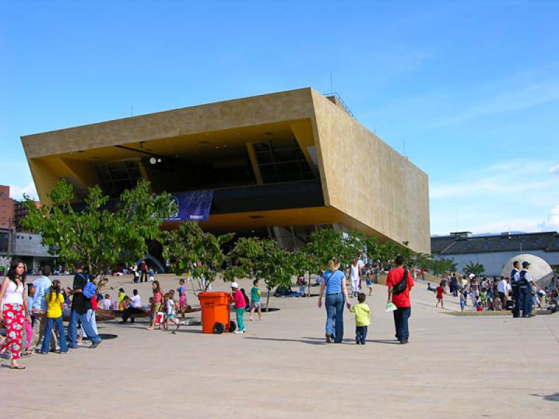 Heliostato, Parque de Los Deseos, Medellin, Antioq...