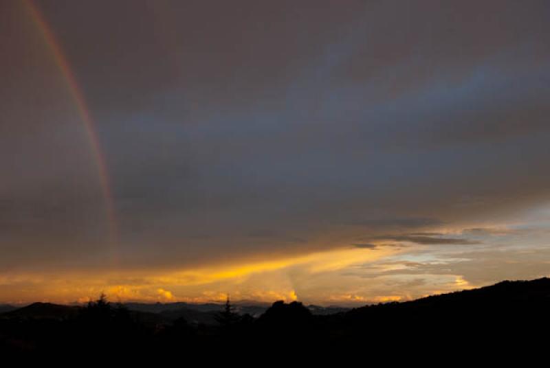 Atardecer en Santa Elena, Medellin, Antioquia, Col...