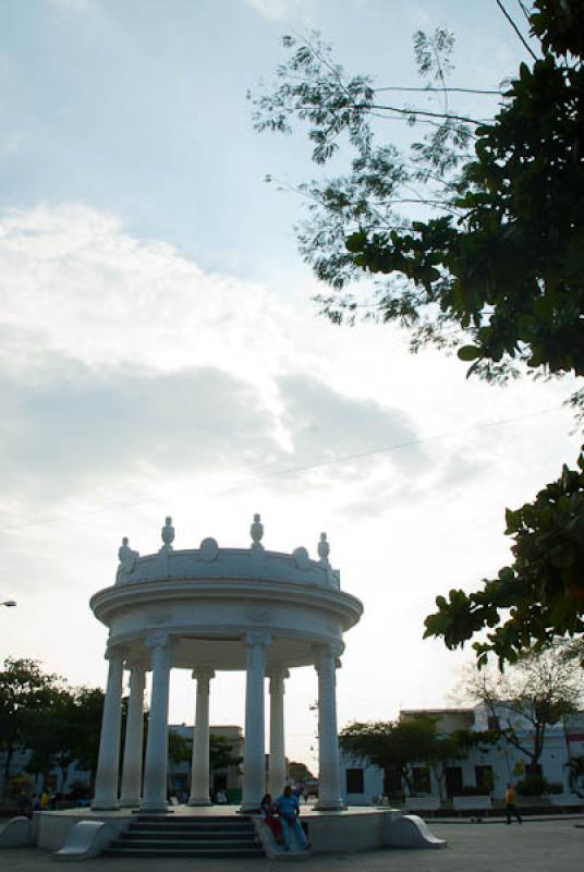 Templete, Parque del Centenario, Cienaga, Magdalen...