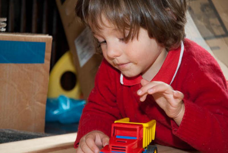 NiÃ±o Jugando