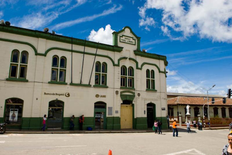 Edificio Pedro Justo Berrio, Santa Rosa de Osos, N...