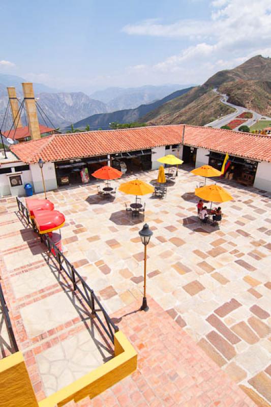 Plaza del Comercio, Parque Nacional del Chicamocha...