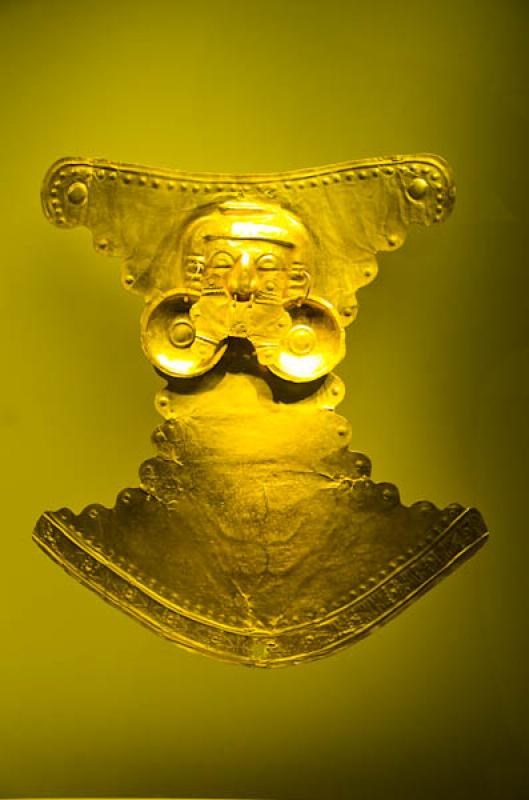 Pectoral Oro, Museo del Oro, Bogota, Cundinamarca,...