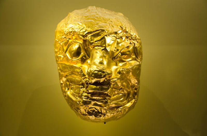 Mascara Oro, Museo del Oro, Bogota, Cundinamarca, ...