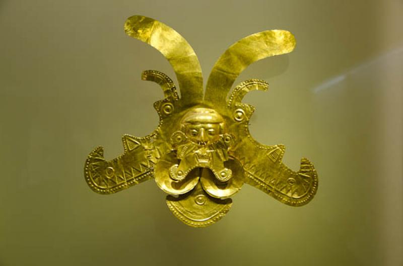 Pectoral Oro, Museo del Oro, Bogota, Cundinamarca,...