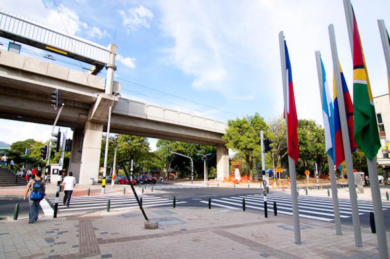 Estacion Estadio, Boulevard de la 70, Medellin, An...