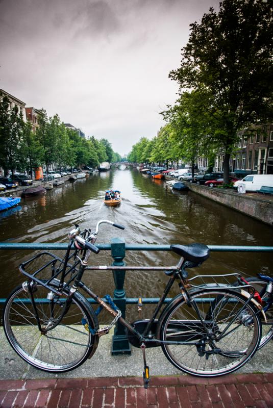 Canal Sint Nicolaaskerk, Amsterdam, Holanda, Paise...