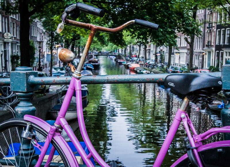 Canal Sint Nicolaaskerk, Amsterdam, Holanda, Paise...