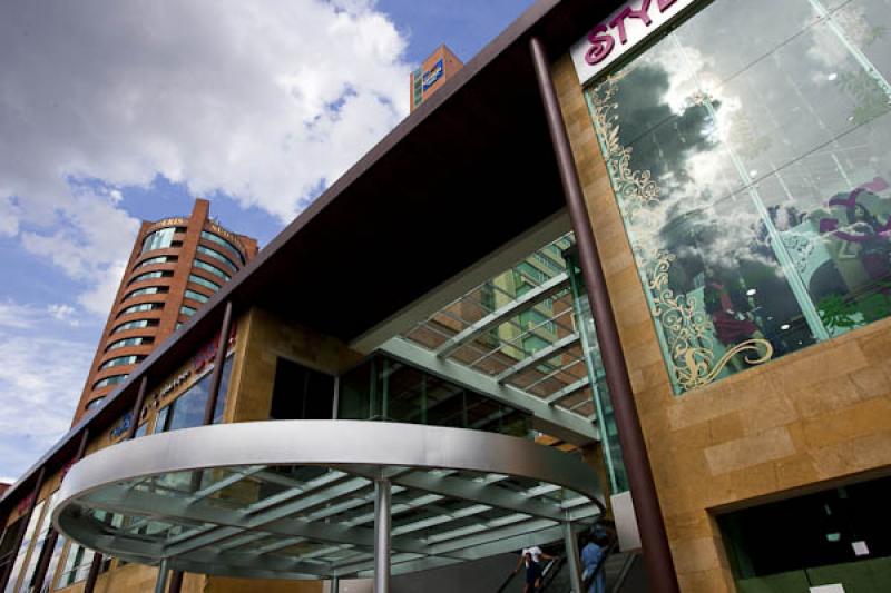 Centro Comercial La Strada, El Poblado, Medellin, ...