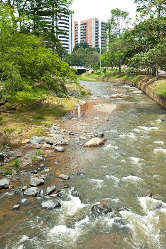 Rio Cali, Cali, Santiago de Cali, Valle del Cauca,...