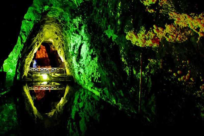 Cascada de Sal, Nemocon, Provincia de Sabana Centr...