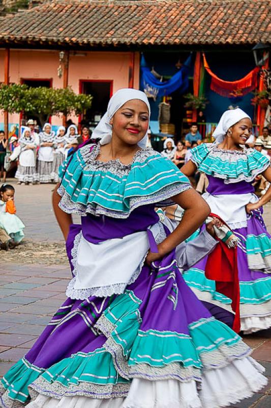 Danza Floclorica, Raquira, Boyaca, Tunja, Colombia