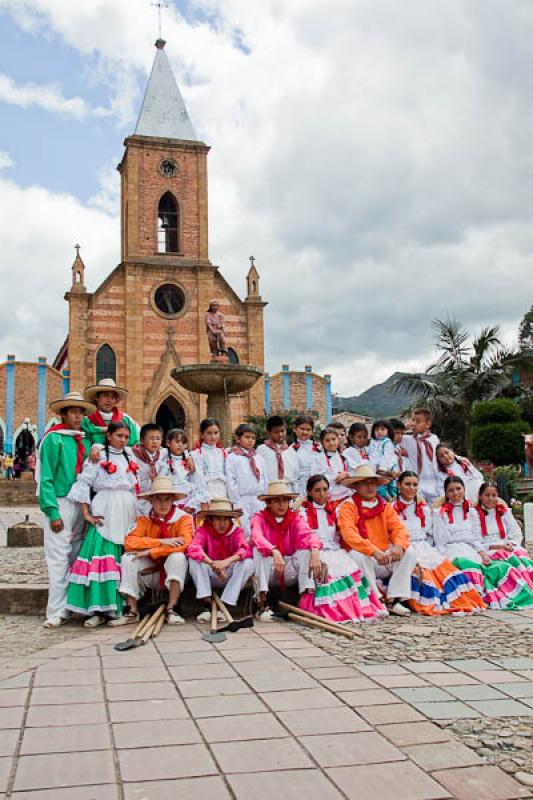 Danza Floclorica, Raquira, Boyaca, Tunja, Colombia