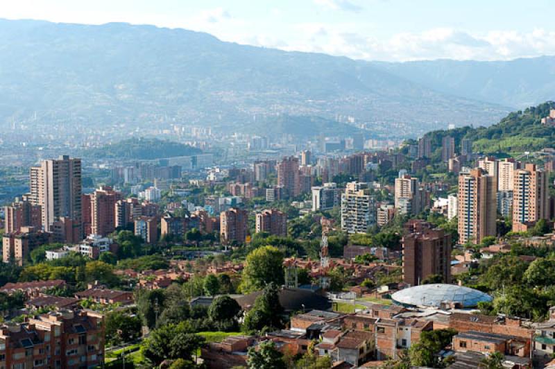 Panoramica El Poblado, Medellin, Antioquia, Colomb...