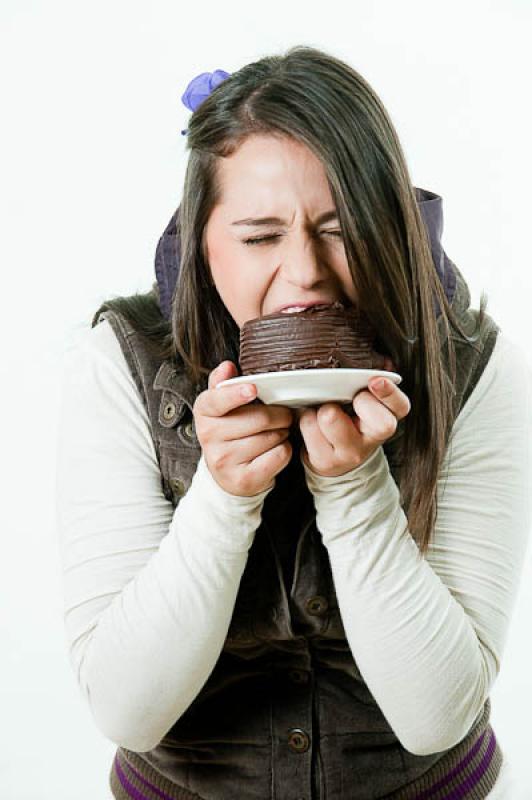 NiÃ±a con su Torta