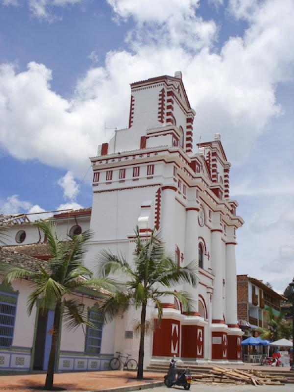 Iglesia de Nuestra SeÃ±ora del Carmen, Guatape, ...