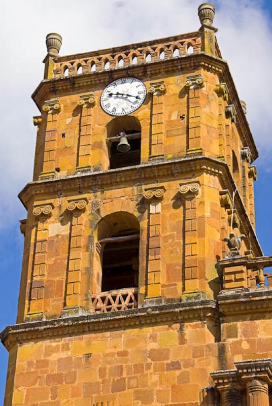 Iglesia La Inmaculada Concepcion y San Lorenzo Mar...