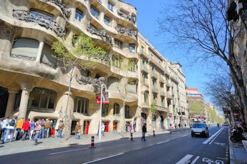 Casa Mila, Paseo de Gracia, Barcelona, CataluÃ±a...