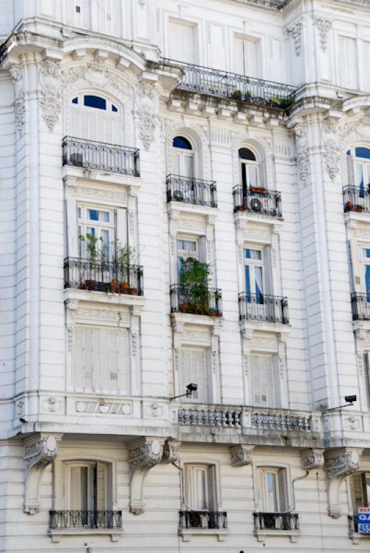 Arquitectura de Plaza Dorrego, San Telmo, Buenos A...