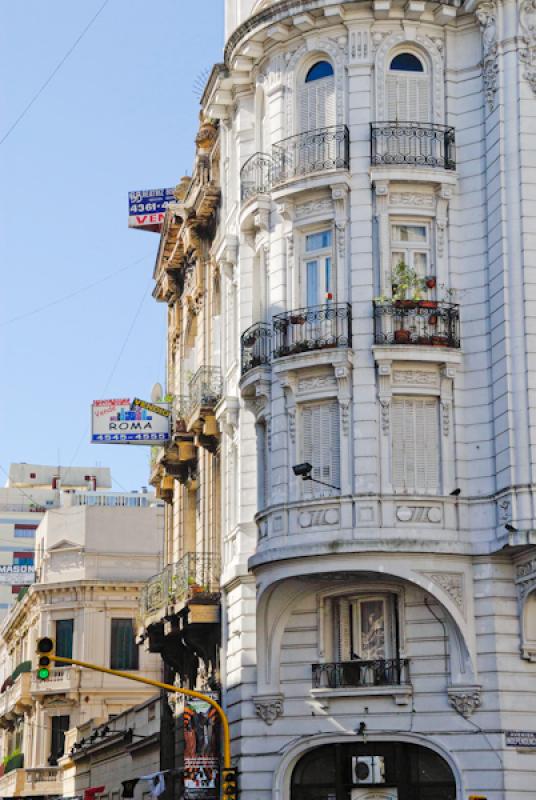 Arquitectura de Plaza Dorrego, San Telmo, Buenos A...