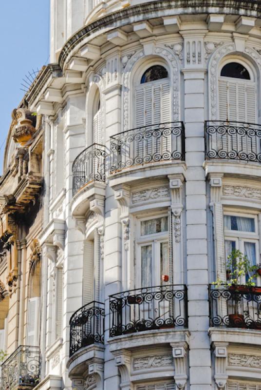 Arquitectura de Plaza Dorrego, San Telmo, Buenos A...