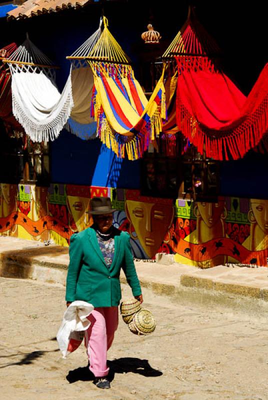 Mujer en Raquira, Boyaca, Tunja, Colombia