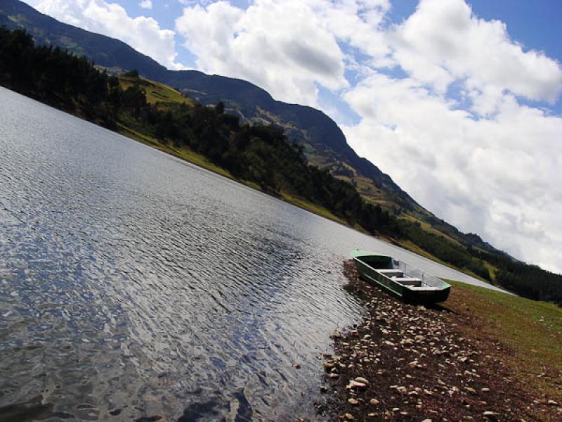 Lago de Ubate, Villa de San Diego de Ubate, Ubate,...