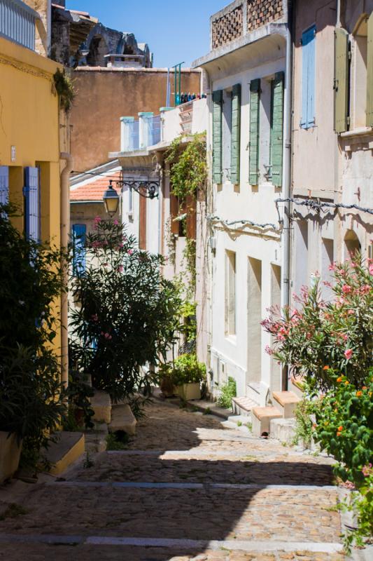 Calle Empedrada de Bouches-du-Rhône, Arles, Franc...