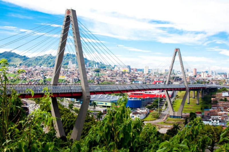 Viaducto Cesar Gaviria Trujillo, Pereira, Risarald...