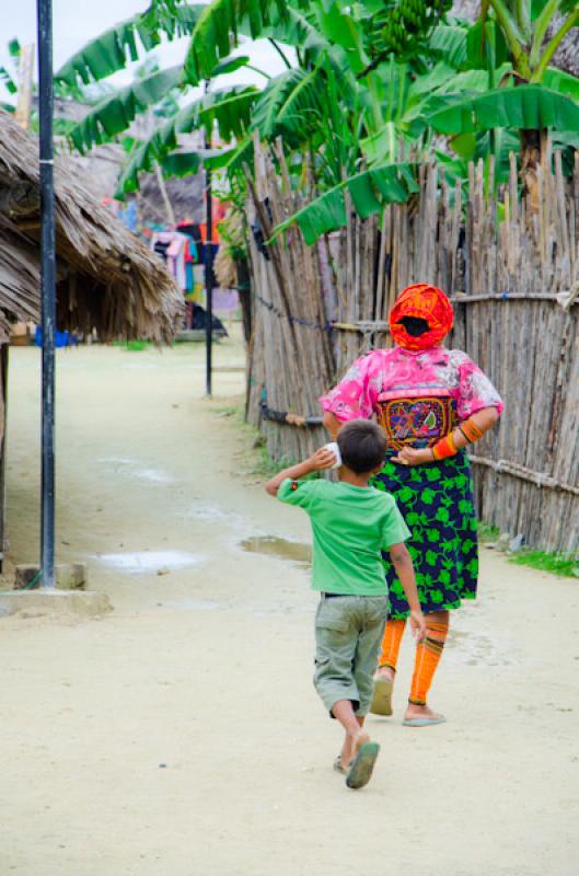 Madre y Hijo, Guna Yala, Archipielago de San Blas,...