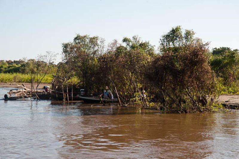 Canoa en el Rio Amazonas, Amazonas, Leticia, Colom...