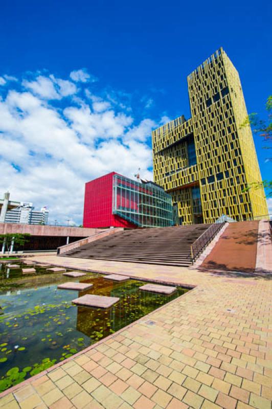 Plaza de La Libertad, Medellin, Antioquia, Colombi...