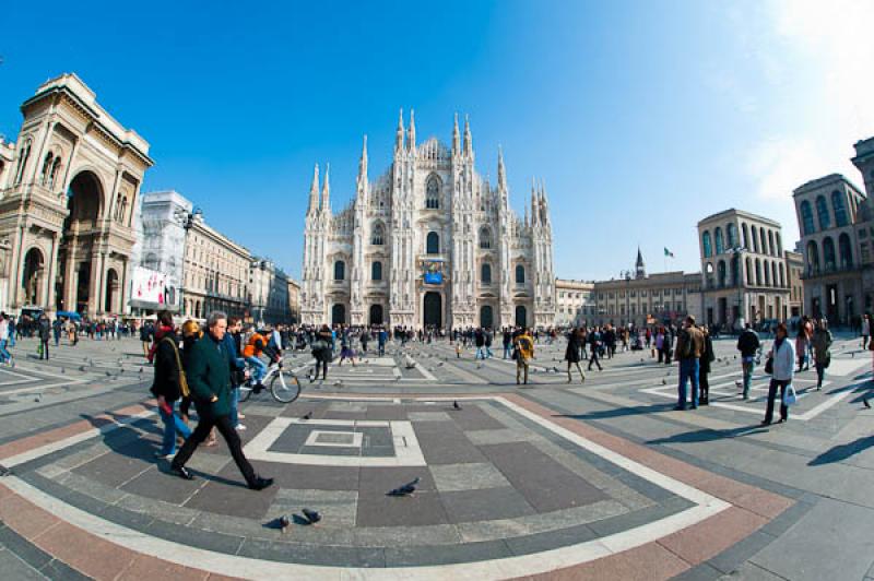 Plaza del Duomo, Milan, Lombardia, Italia, Europa ...