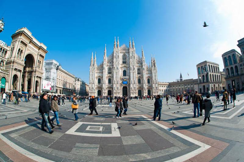 Plaza del Duomo, Milan, Lombardia, Italia, Europa ...